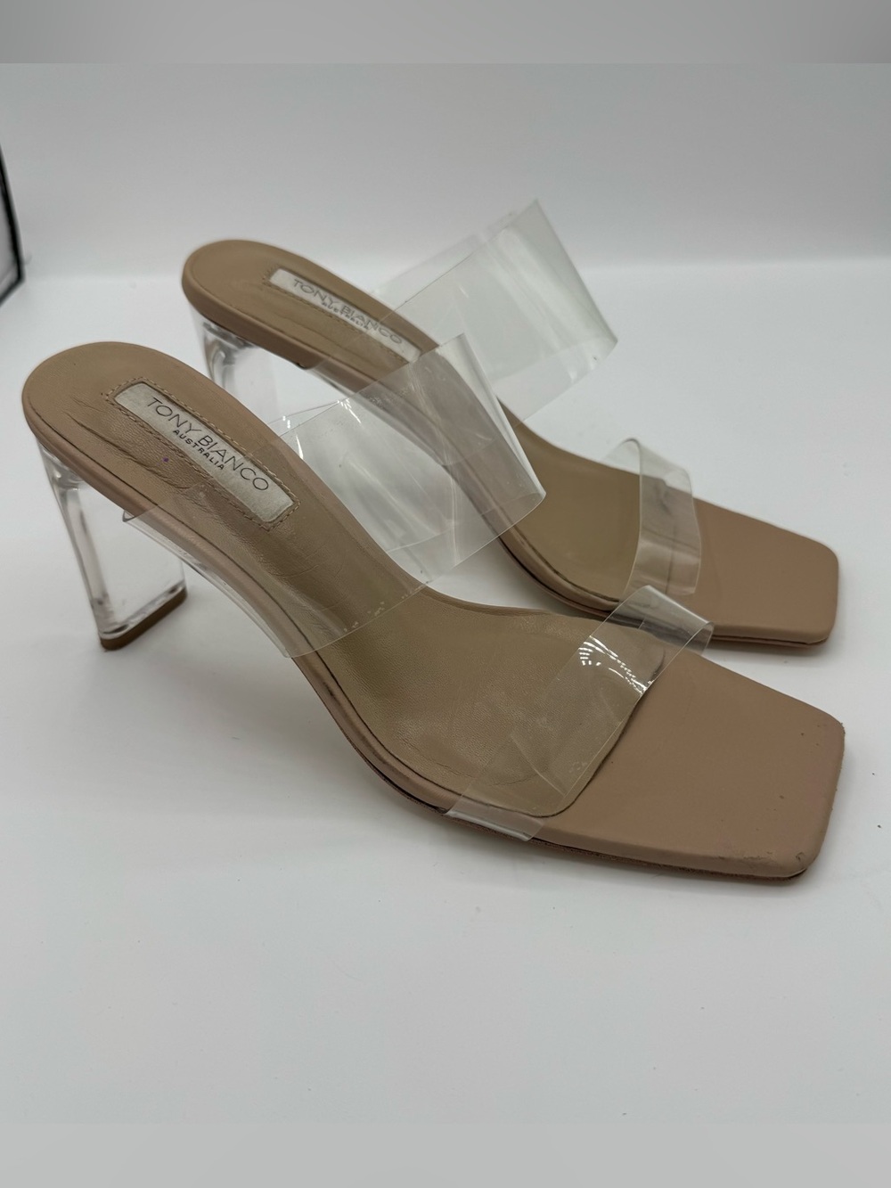 TONY BIANCO Australia transparent Sabelle Sandals square open toe size 7 sexy